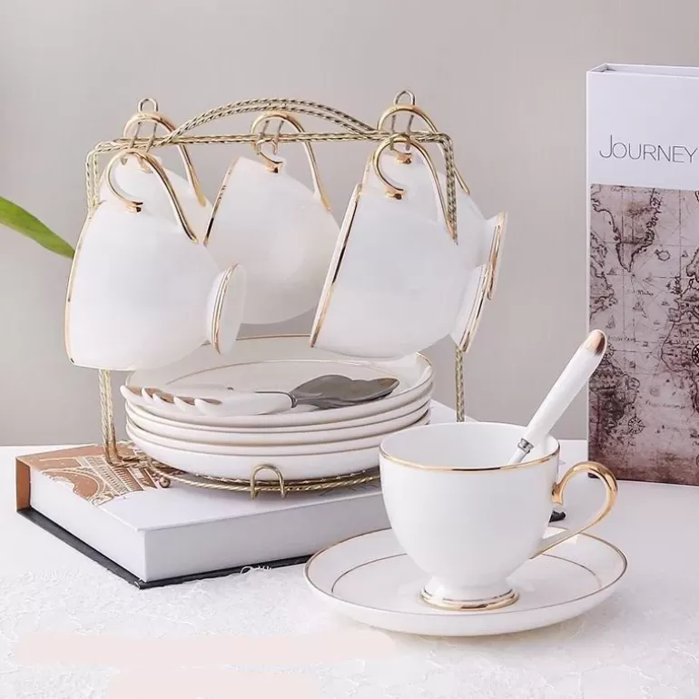 Théière-en-fonte Services À Thé En Fonte | Services À Thé En Porcelaine>Service a thé en porcelaine blanche et dorée